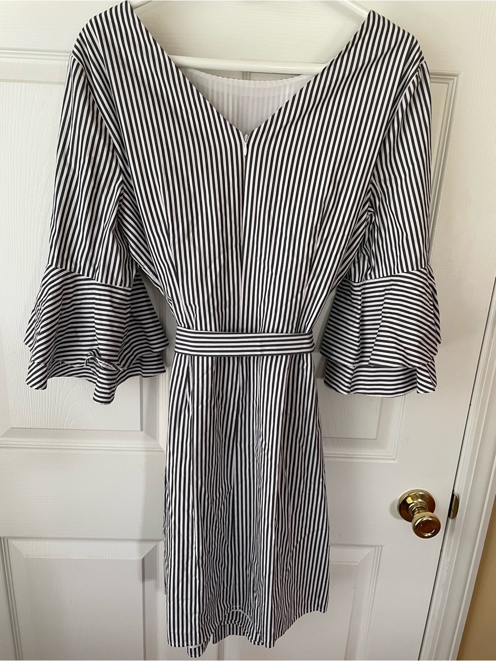 Papagallo Size 10 Black White Pinstripe Dress Bell Sleeve Tie Waist Midi